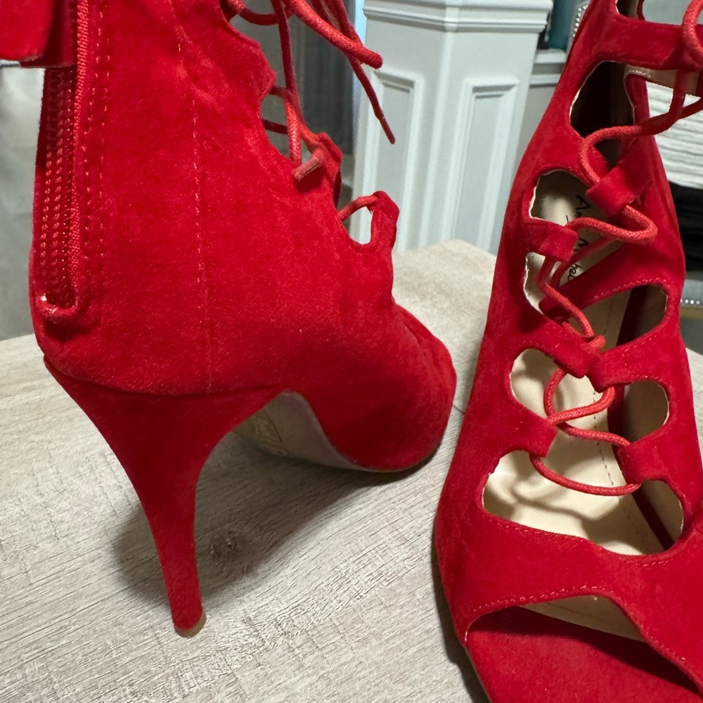 Elegant Red Lace-Up Heels